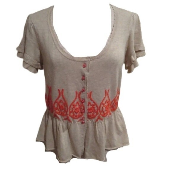 Moth Anthropologie Peplum Short Sleeve Fanning Flame Sweater Size Medium - Picture 1 of 15